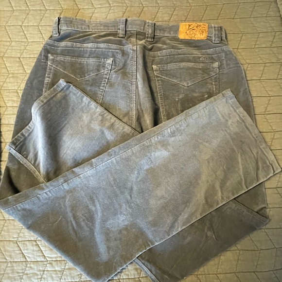 Men’s Mountain Khakis classic fit cords 38x34, medium gray, gussetted crotch - Picture 2 of 16